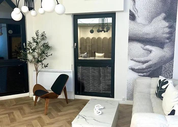 Apartman Et Sauna Luxueux Hyper Centre Avec Parking Gratuit *