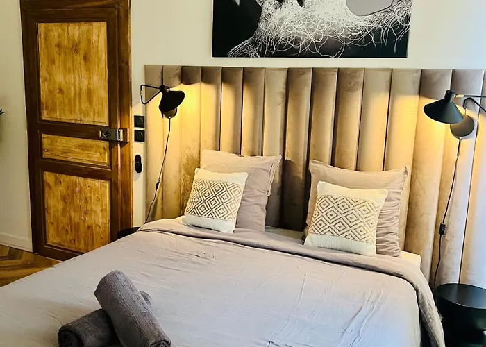 Et Sauna Luxueux Hyper Centre Avec Parking Gratuit *