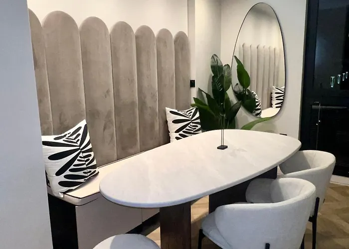 Et Sauna Luxueux Hyper Centre Avec Parking Gratuit *